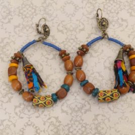 Boucles d’oreilles d’inspiration africaine