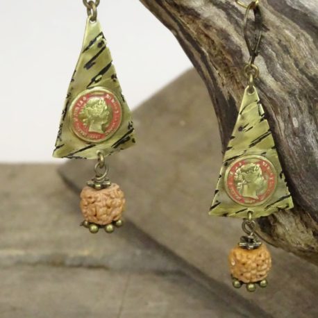 Boucles d’oreilles rustiques graine de rudraksha