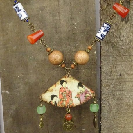 Collier Geishas (2)