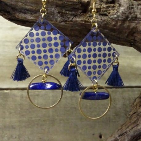 Boucles d’oreilles à pois et lapis-lazuli