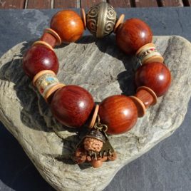 Bracelet bois de bayong et rudraksha