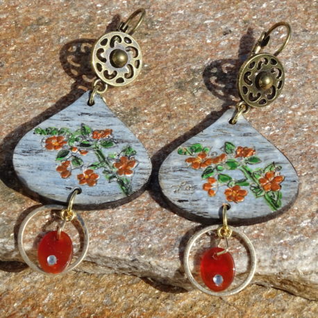 Boucles d’oreilles fleurs et cornaline